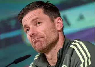 ژابی علیه بارسا: رسوایی داوری‌شان در جام حذفی چقدر عجیب است؟