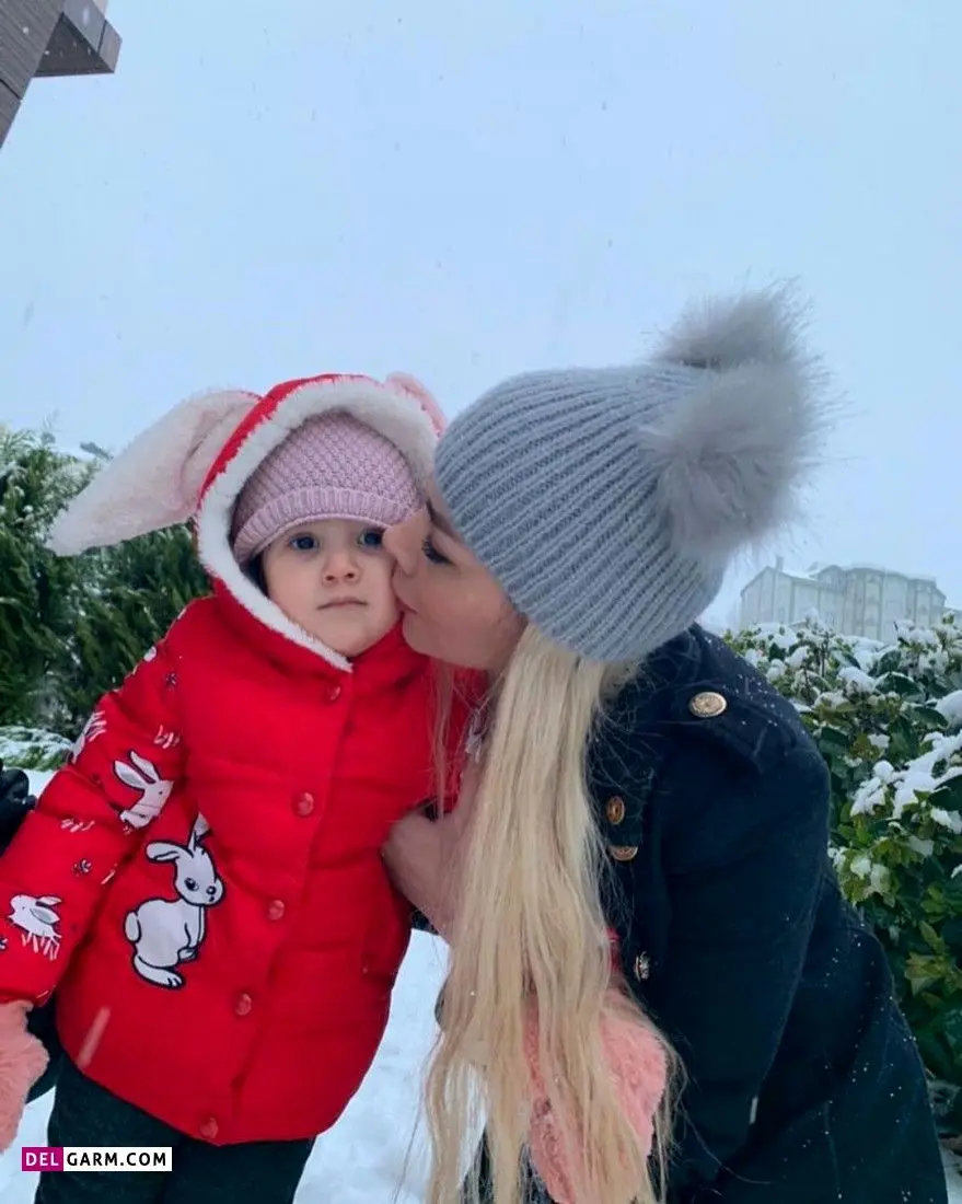 بیوگرافی آرزو غفوریان، عکس های آرزو غفوریان