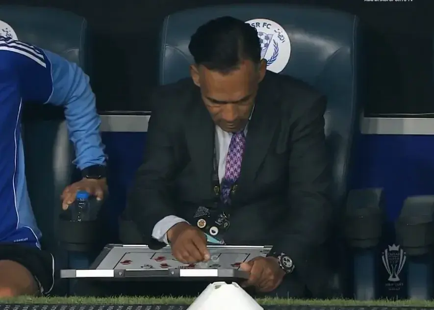 تعویض طلایی مورایس که فوتبال را به لرزه درآورد؛ گل فرست تاچ کامارا شوک نهایی فینال سوپرجام امارات!