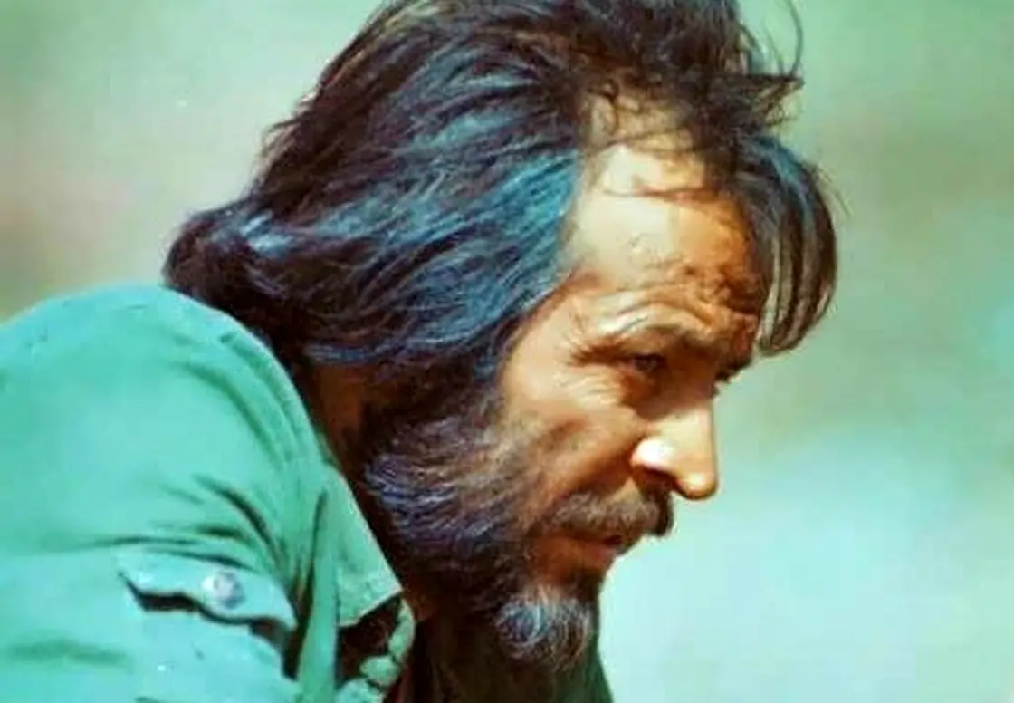 سفر در زمان با ایرج قادری ۲۵ ساله؛ اولین تجربه سینمایی کنار استاد فردین