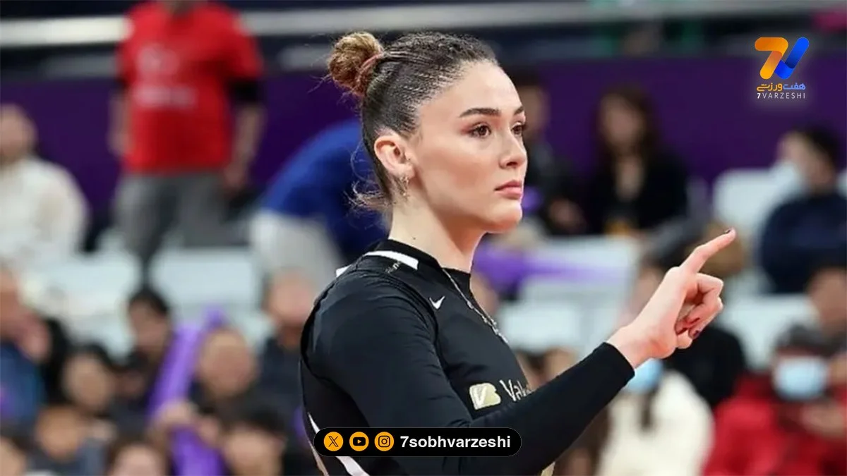 قاب خانوادگی | مادر محجبه زهرا گونش، ستاره والیبال ترکیه