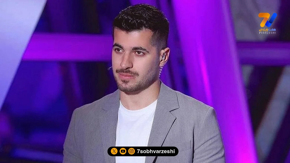 تصویری کم‌نظیر از خانواده فوتبال ایران در لندن؛ خواهر، مادر و پدر سعید عزت‌اللهی کنار هم!