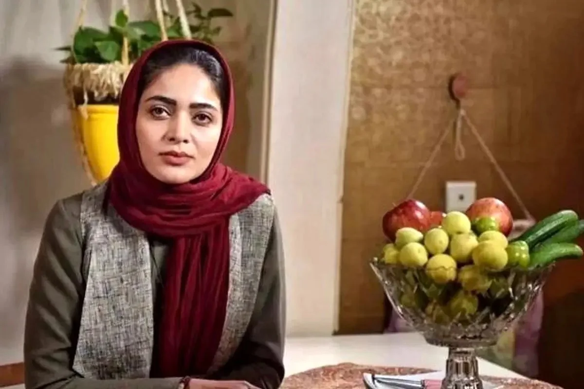 استایل زمستانی بهار «مانکن» با شال پلنگی که همه را حیرت‌زده کرد!