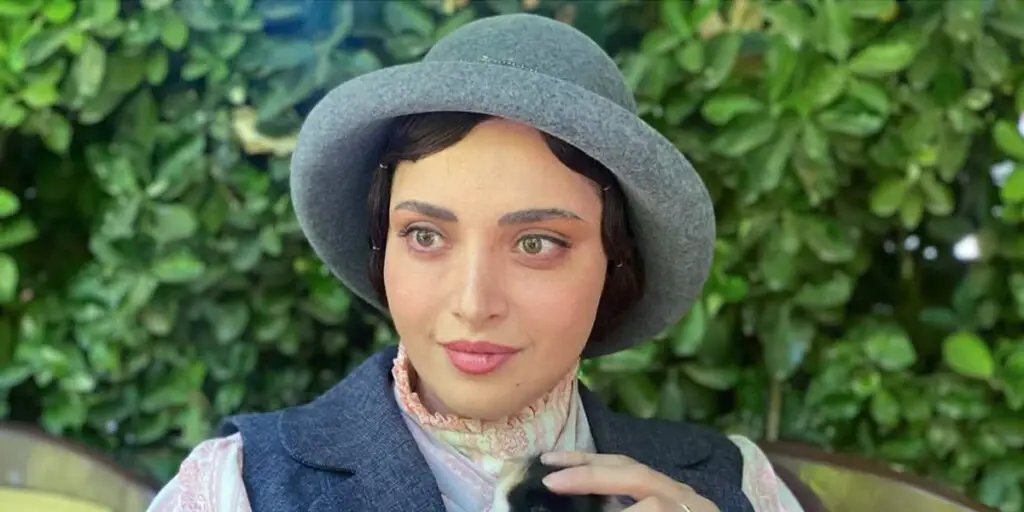 بهنوش طباطبایی با استایل لوکس زمستانی چشم‌ها را خیره کرد؛ راز جذابیت ستاره سینما چیست؟