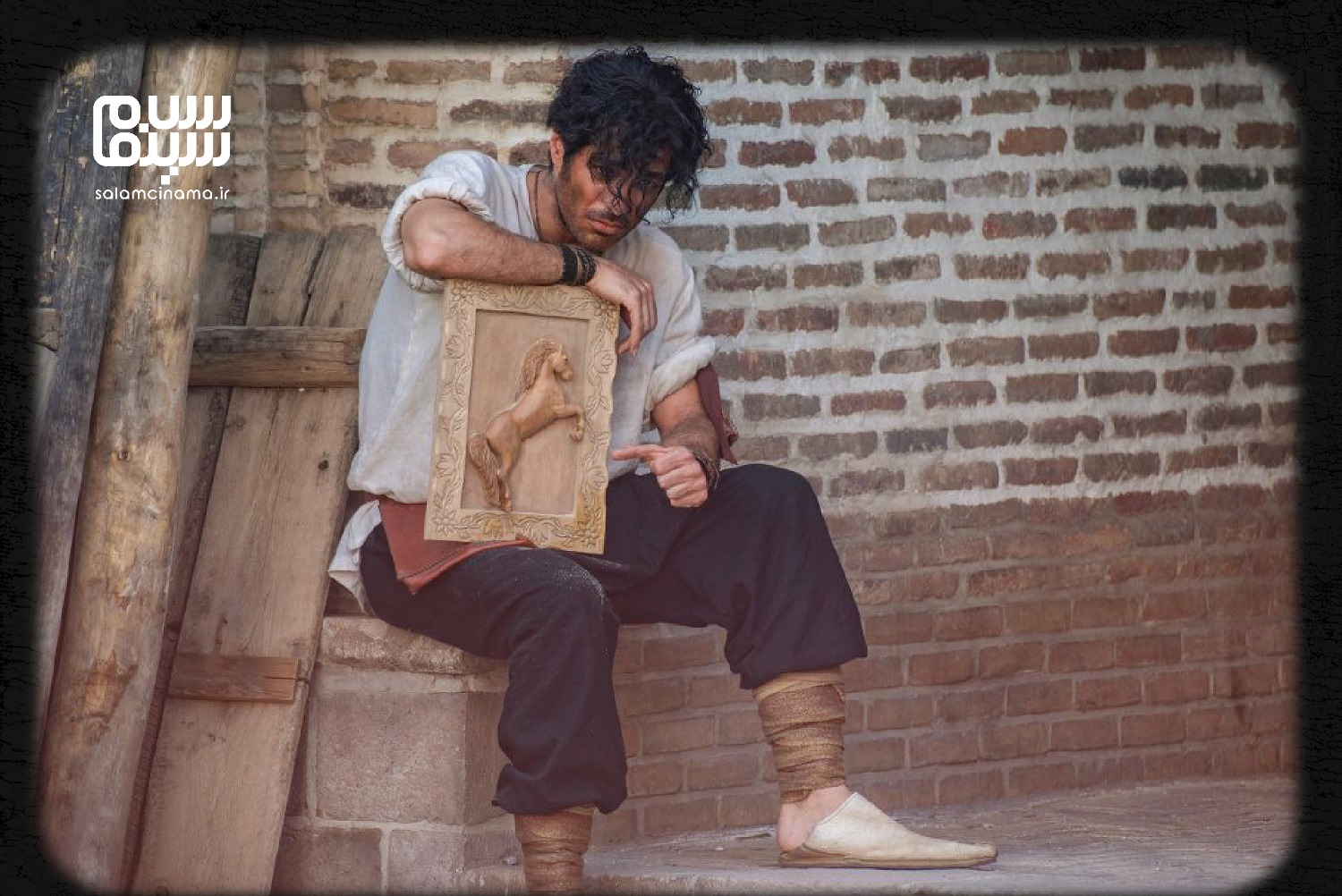 لغو ناگهانی اکران مردمی «بامداد خمار» با حضور نوید پورفرج؛ چه اتفاقی افتاد؟