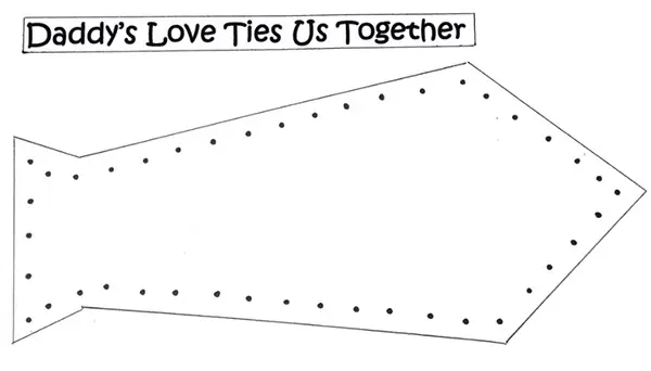 عکس درست کردن هدیه روز پدر با شکلات‌های رنگی