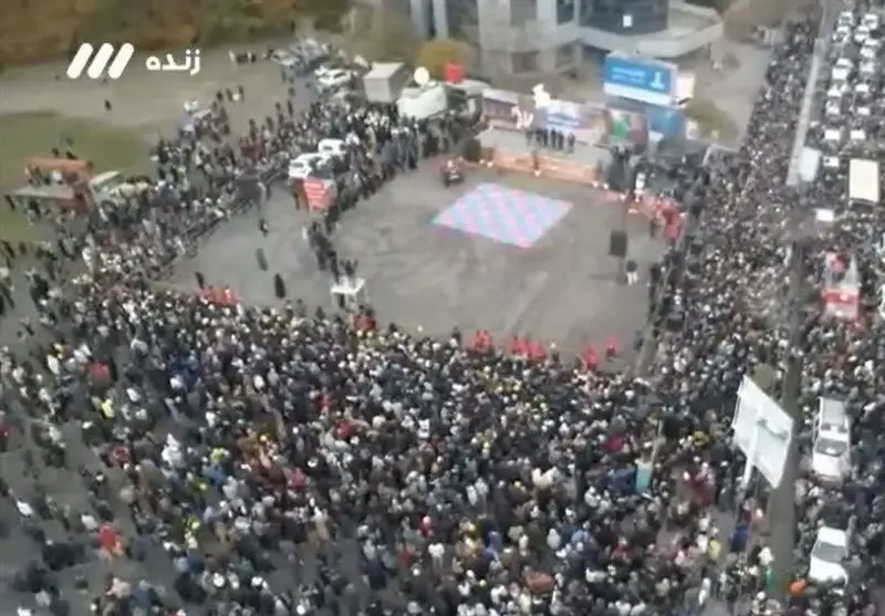 دست خالی ضدانقلاب/ وقتی پیاده‌روی «لشکرکشی خیابانی» جا زده می‌شود