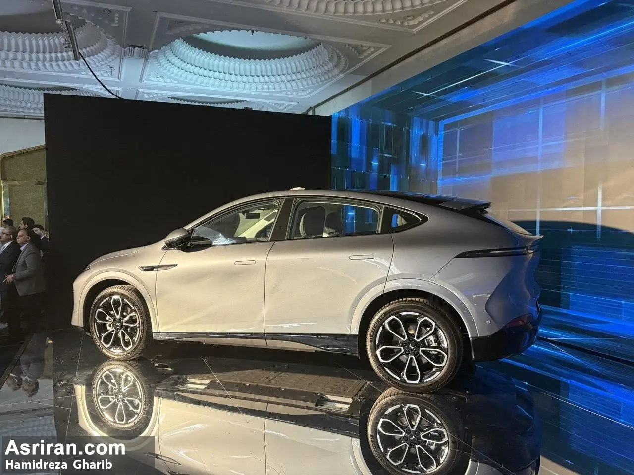 رونمایی سه خودرو  G9، مونا M03 و G6 توسط ایکس موتورز در تهران/ غول های فناوری به ایران آمدند (+عکس و مشخصات خودرو)