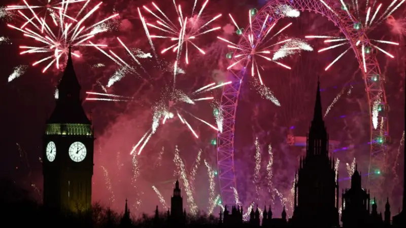 استقبال از سال نو در تولگا آکمن/EPA/شاتر استوک  لندن، انگلستان