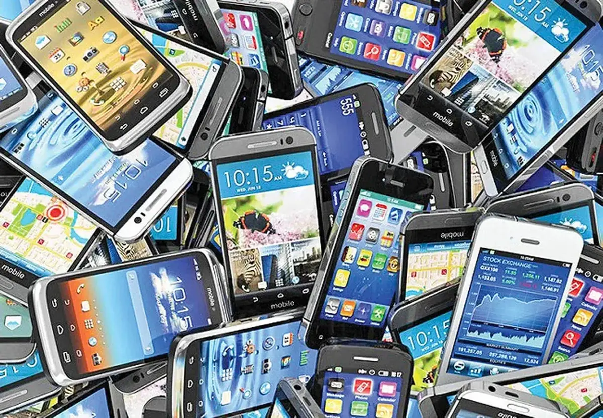 اتاق اصناف: گوشی های مسدود به زودی فعال می شوند / آینده صنف موبایل در ابهام است