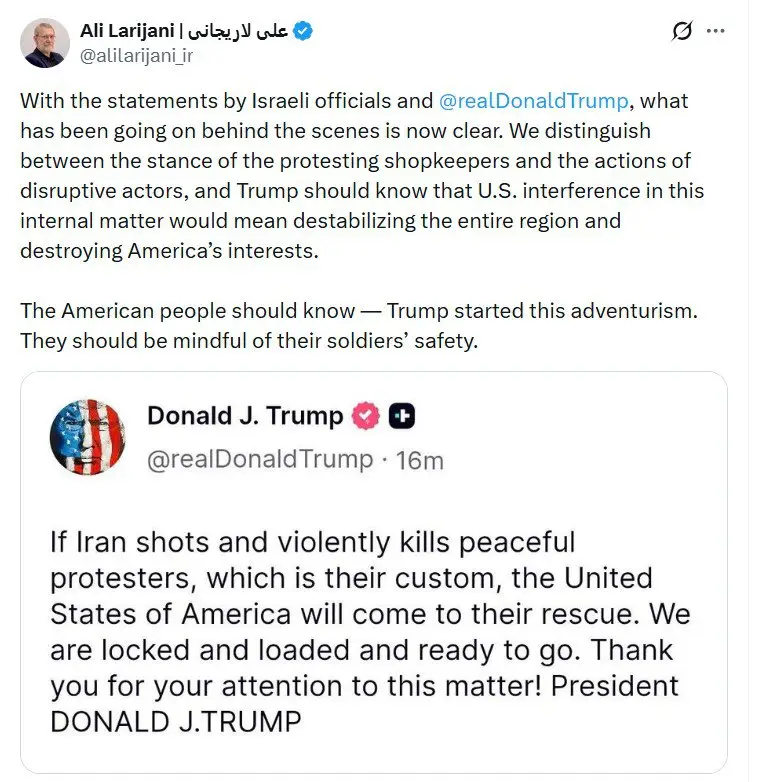 عکس| سفر زمان؛ «فردین» در حال آب‌تنی در دریای خزر در کنار «غلامرضا تختی»؛ سال 33