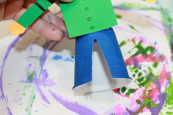 برش لیوان برای ساخت کاردستی برای روز پدر