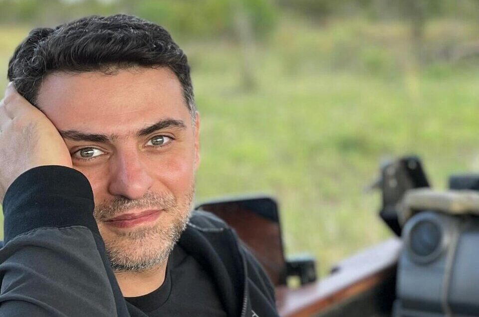 (عکس) علی ضیاء در حال گشت و گذار در جنگلهای آفریقای جنوبی