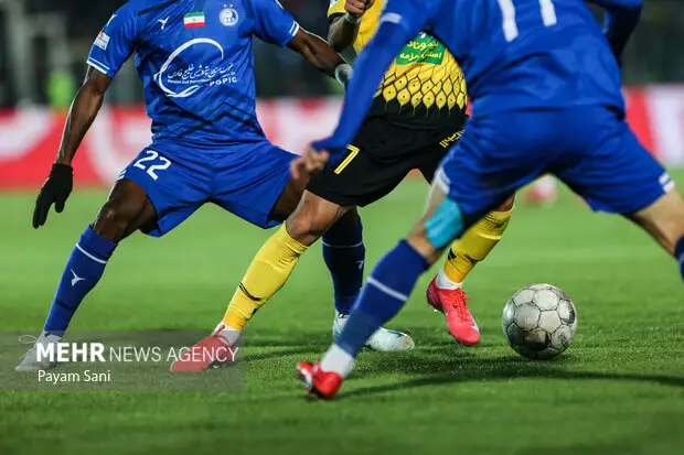 سرمربی باید پاسخگوی نتایج استقلال باشد/ سپاهان را نبرد باید فکری کرد!