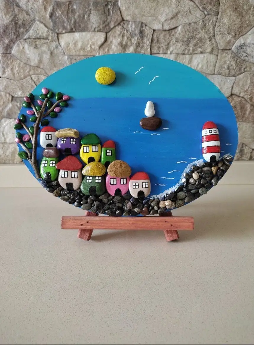 تابلو و دیوارکوب خوشگل با سنگ های نقاشی شده