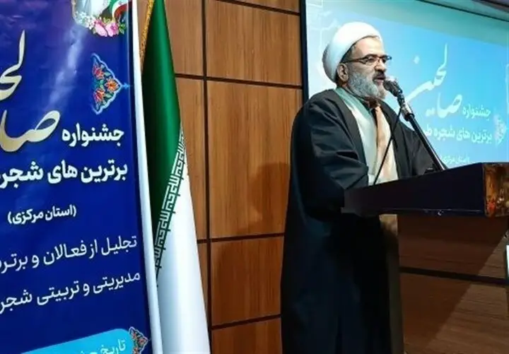 سپاسی‌: حلقه‌های صالحین مسیر هدایت و بصیرت جوانان را روشن می‌کنند