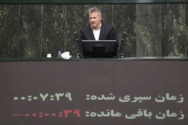 سخنگوی کمیسیون کشاورزی: اقتصاد تبدیل به پاشنه آشیل دولت شده است