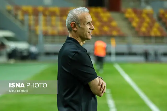 گل‌محمدی: بازیکنی از پرسپولیس در لیست ما نیست