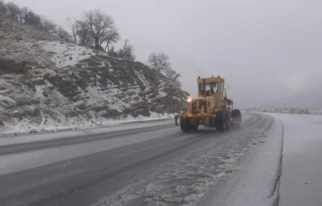 برف روبی ۳۱۴۸ کیلومتر از محورهای ارتباطی آذربایجان غربی