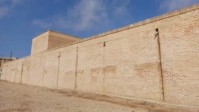 نفوذ رطوبت به دو اثر شاخص سمنان