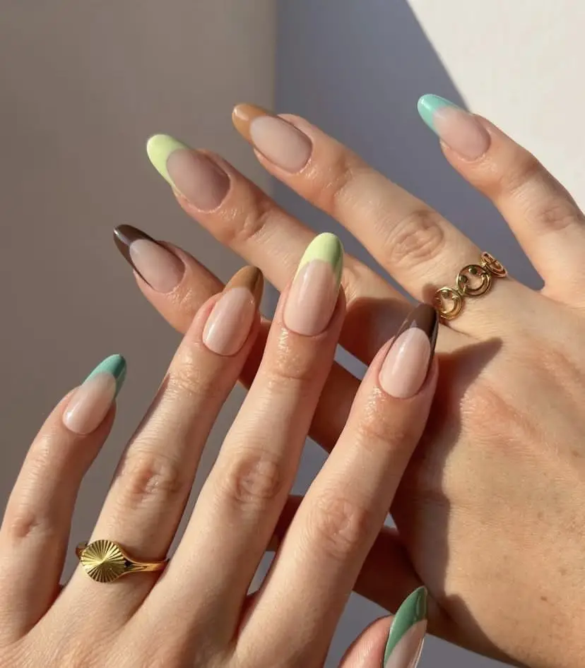 ناخ فرنچ رنگی