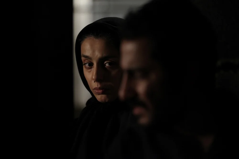 زکیه بهبهانی در بدون تاریخ بدون امضا