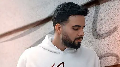 دانلود آهنگ «پدر» از شاهین بنان/ پدر دستاش پناهه تو قلبم پادشاهه