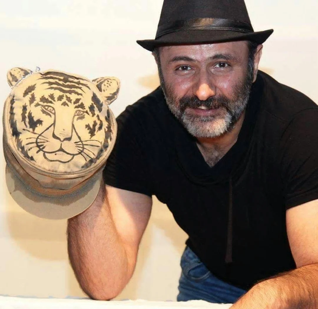 هادی عامل هاشمی در تئاتر