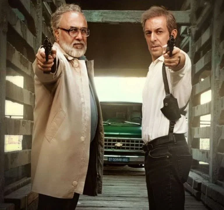 کاظم سیاحی در دفتر یادداشت