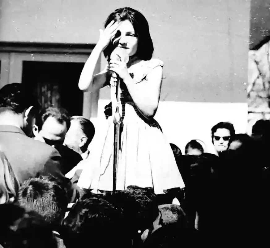 photogoogoosh 1643876735 2765360947486948087 47171307983 11zon