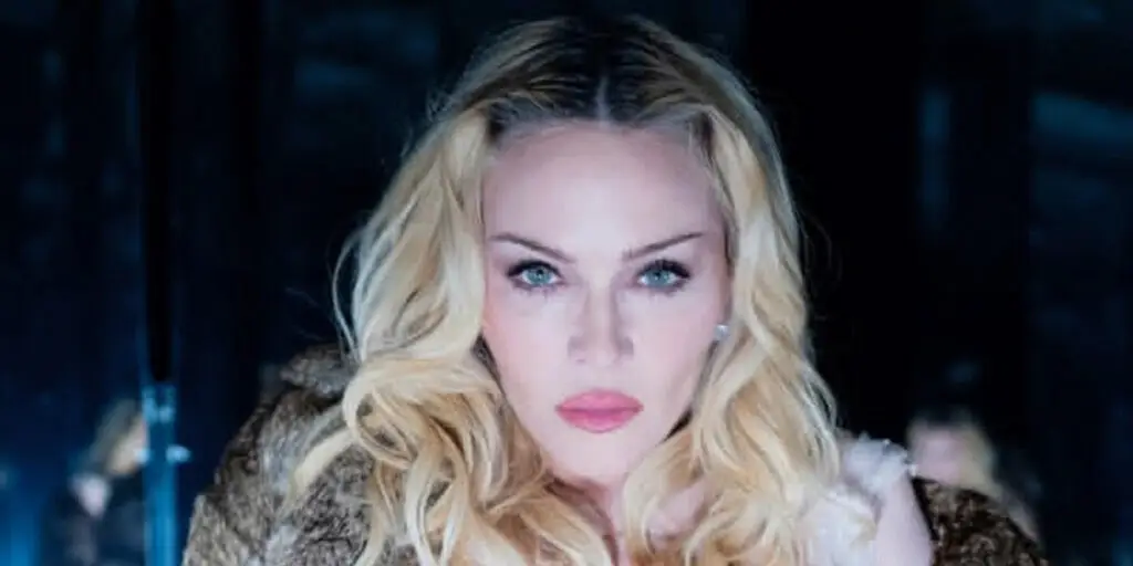 مدونا تعطیلات سال نو را در مراکش گذراند! استایل‌های زمستانی او را ببینید