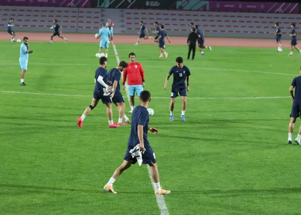 شگفتانه؛ ایمان مبعلی استقلالی در لباس قرمز تیم ملی چگونه تمرین می‌کند؟