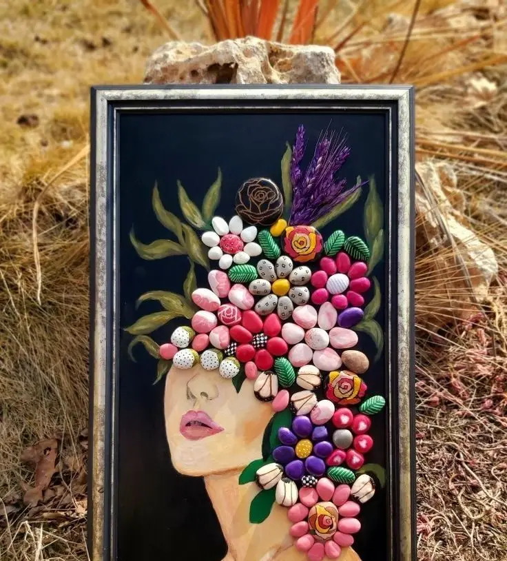 تابلو و دیوارکوب خوشگل با سنگ های نقاشی شده