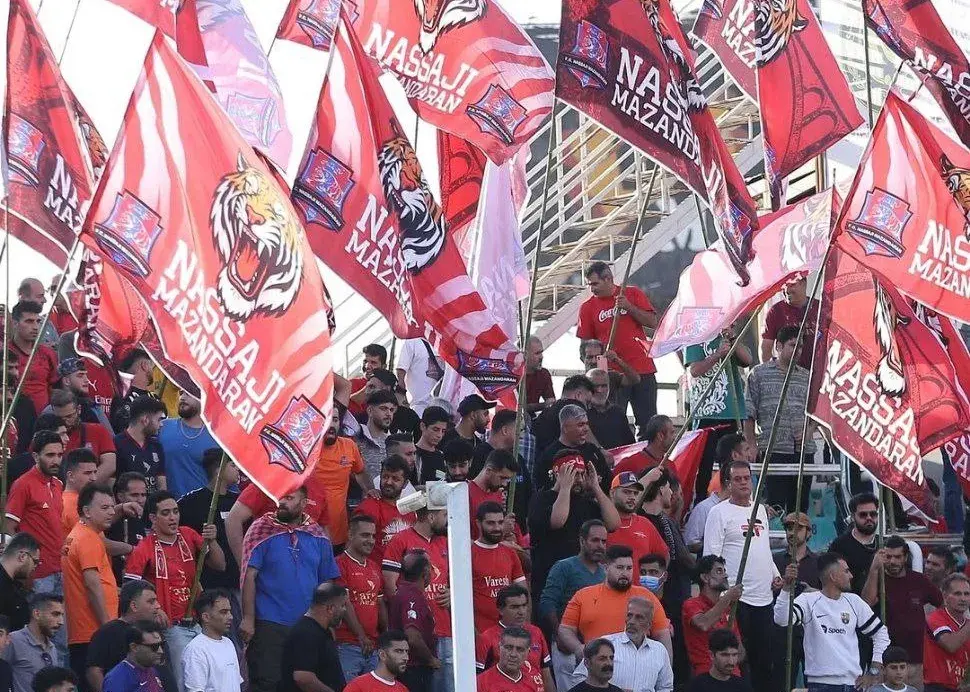 لیگ برتری‌ها در لیست نساجی به خط شدند