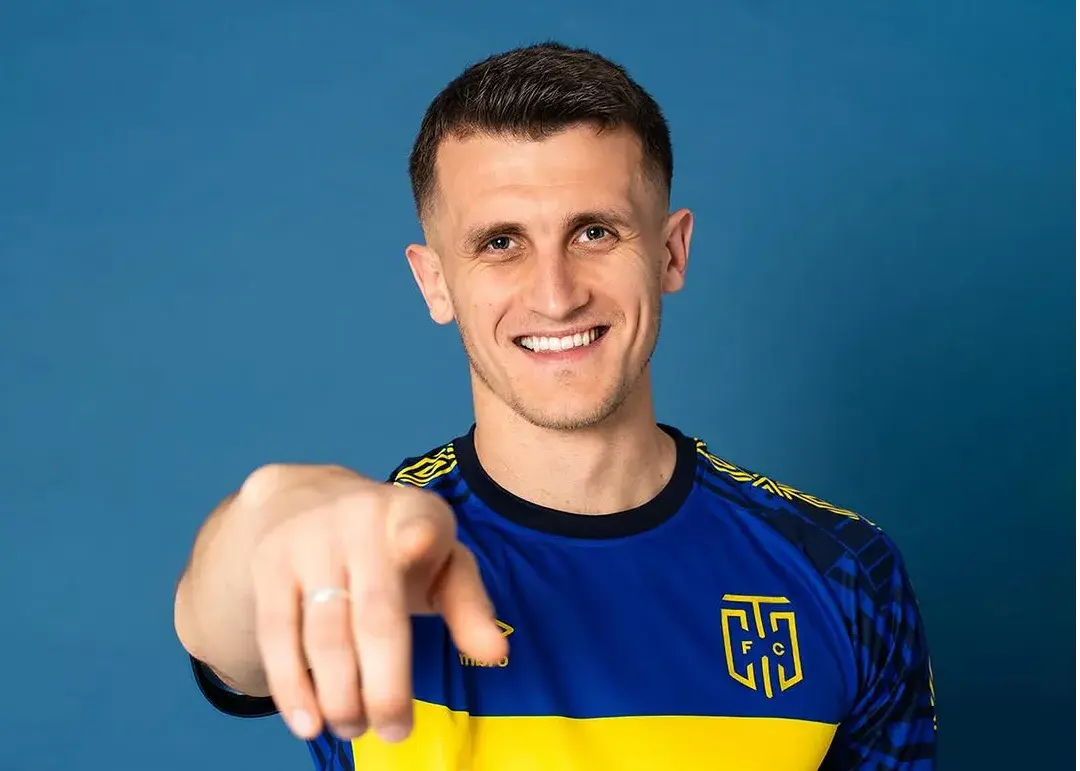 مهاجم سابق ذوب‌آهن در لیگ آفریقا (عکس)