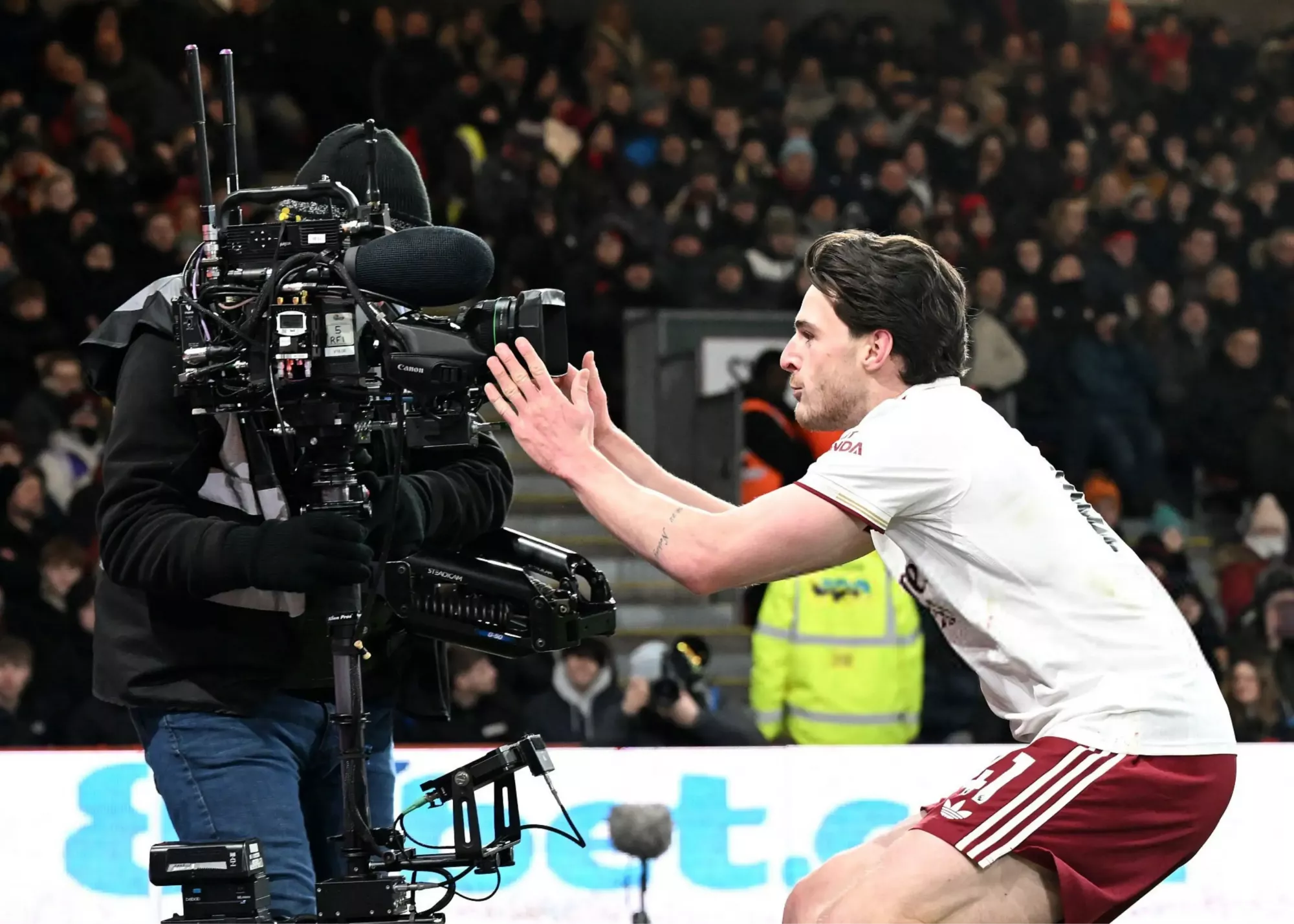 بردن مسابقات در کریسمس، جام را به ما می‌دهد