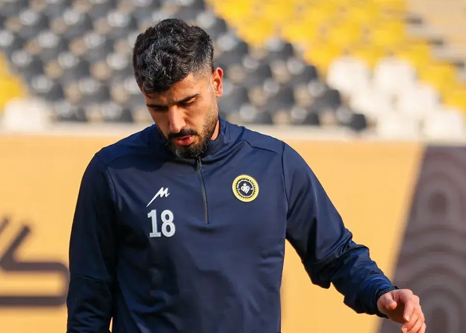 زکی‌پور مقابل استقلال خارج شد!