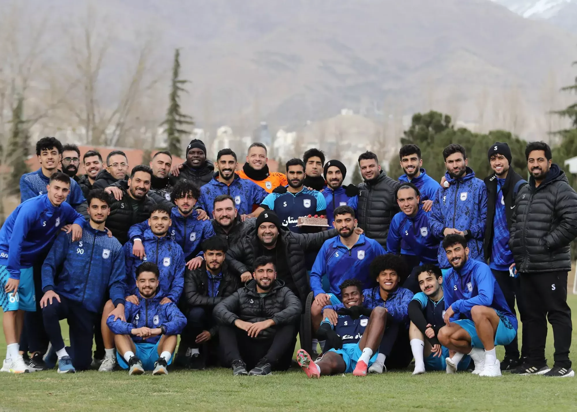 چادرملو برای فولاد و یحیی استارت زد