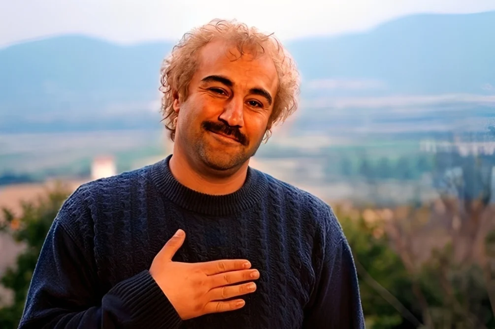 رازهای زندگی خصوصی محسن تنابنده و همسرش روشنک؛ نام و تصاویر فرزندان نقی پایتخت فاش شد!